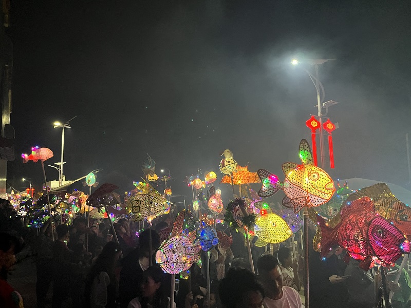 7 游魚現(xiàn)場(chǎng).JPG